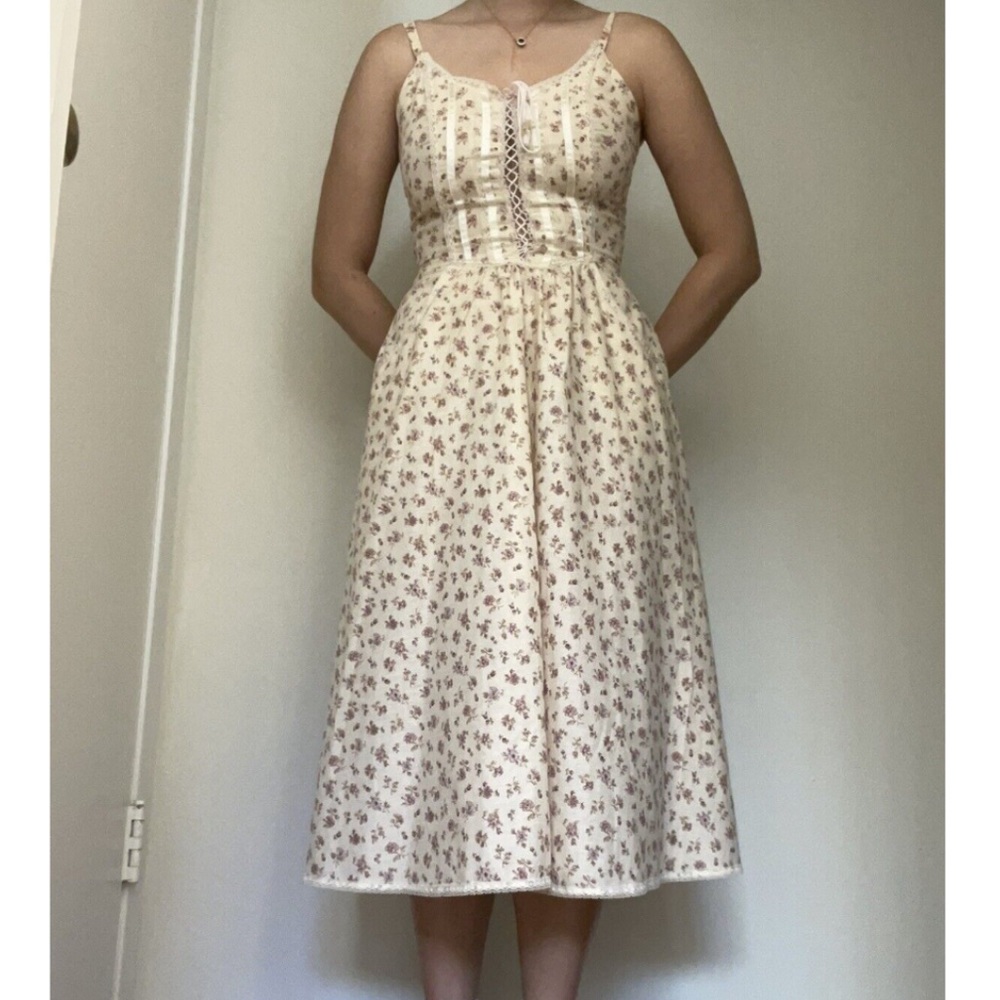 MAJOR ISO! Gunne Sax Dress